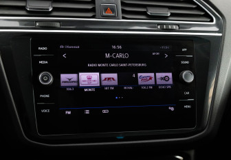 Подержанный автомобиль Volkswagen Tiguan 2017 года (15 фото)