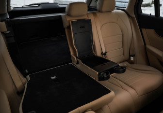 Подержанный автомобиль Mercedes-Benz GLC Coupe 2019 года (31 фото)