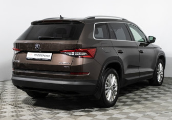 Подержанный автомобиль Skoda Kodiaq 2019 года (5 фото)