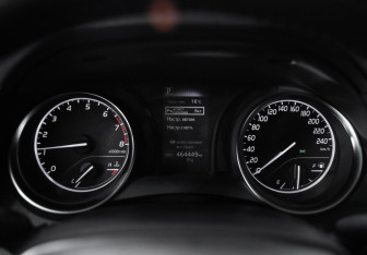 Подержанный автомобиль Toyota Camry Sedan 2018 года (13 фото)