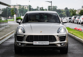 Подержанный автомобиль Porsche Macan 2017 года (4 фото)