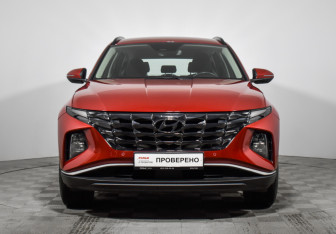 Подержанный автомобиль Hyundai Tucson 2021 года (2 фото)