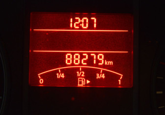 Подержанный автомобиль Volkswagen Polo Sedan 2013 года (16 фото)