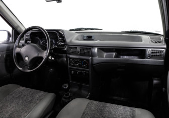 Подержанный автомобиль Daewoo Nexia Sedan 2005 года (9 фото)