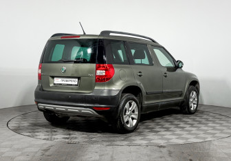 Подержанный автомобиль Skoda Yeti 2012 года (5 фото)