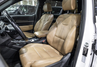 Подержанный автомобиль Kia Telluride 2022 года (18 фото)