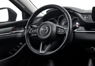Подержанный автомобиль Mazda 6 Sedan 2020 года (16 фото)
