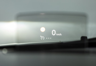 Подержанный автомобиль Citroen SpaceTourer 2017 года (15 фото)