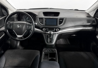 Подержанный автомобиль Honda CR-V 2015 года (15 фото)