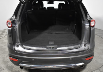 Подержанный автомобиль Mazda CX-9 2017 года (24 фото)