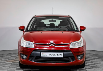 Подержанный автомобиль Citroen C4 Hatchback 2010 года (2 фото)