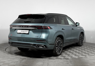Подержанный автомобиль Jaecoo J8 2024 года (5 фото)