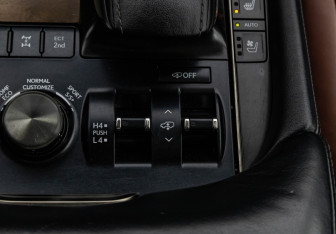 Подержанный автомобиль Mitsubishi Montero Sport 2022 года (22 фото)