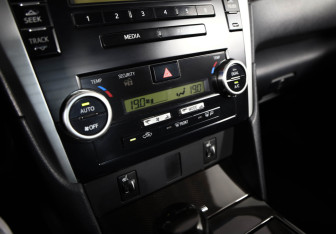 Подержанный автомобиль Toyota Camry Sedan 2014 года (13 фото)