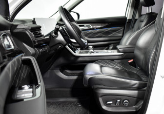 Подержанный автомобиль Exeed VX 2023 года (10 фото)