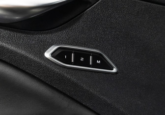 Подержанный автомобиль Geely Tugella 2022 года (20 фото)