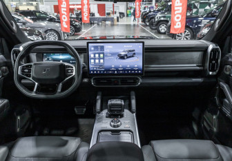 Подержанный автомобиль Jetour T2 2024 года (13 фото)