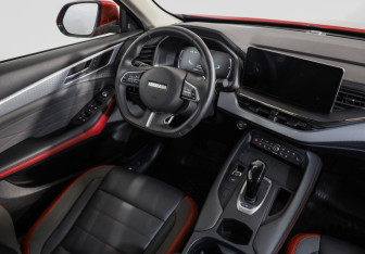 Подержанный автомобиль Haval F7x 2022 года (8 фото)