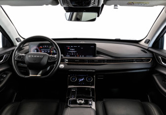Подержанный автомобиль Exeed LX 2023 года (11 фото)