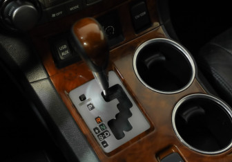 Подержанный автомобиль Toyota Highlander 2012 года (17 фото)