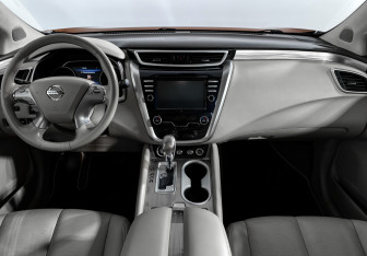 Подержанный автомобиль Nissan Murano Suv 2017 года (18 фото)