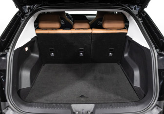 Подержанный автомобиль Omoda C5 2022 года (15 фото)