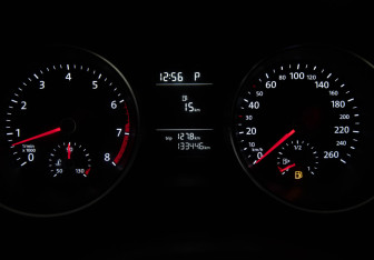 Подержанный автомобиль Volkswagen Jetta Sedan 2016 года (17 фото)