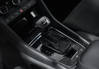 Подержанный автомобиль Skoda Karoq 2020 года (12 фото)