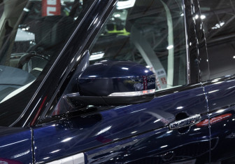 Подержанный автомобиль Land Rover Range Rover 2019 года (3 фото)