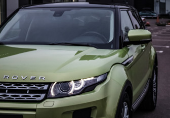 Подержанный автомобиль Land Rover Range Rover Evoque 2012 года (2 фото)