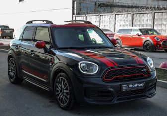Подержанный автомобиль MINI Countryman 2017 года (4 фото)