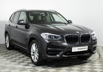 Подержанный автомобиль BMW X3 2019 года (3 фото)
