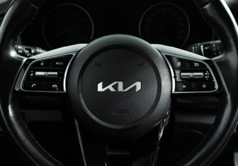 Подержанный автомобиль Kia Seltos 2021 года (22 фото)