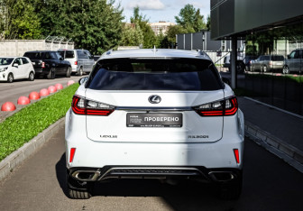 Подержанный автомобиль Lexus RX 2017 года (28 фото)