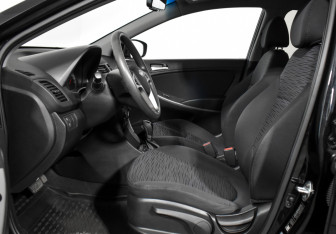 Подержанный автомобиль Hyundai Solaris Sedan 2016 года (10 фото)