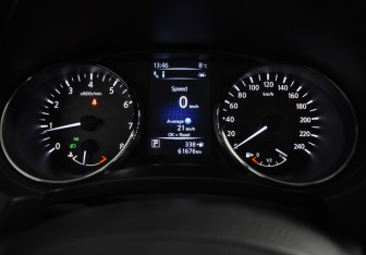 Подержанный автомобиль Nissan Qashqai 2020 года (20 фото)