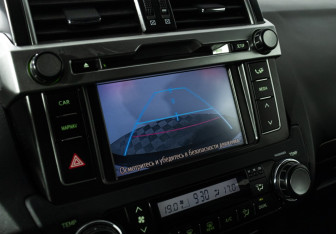 Подержанный автомобиль Toyota Land Cruiser Prado 2014 года (19 фото)