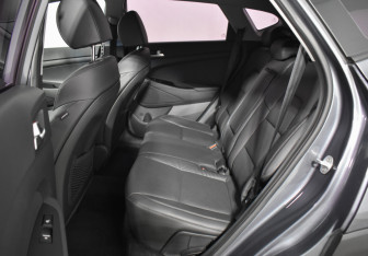 Подержанный автомобиль Hyundai Tucson 2018 года (11 фото)