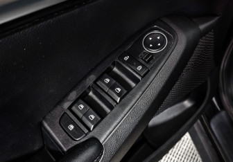 Подержанный автомобиль Kia Seltos 2020 года (10 фото)