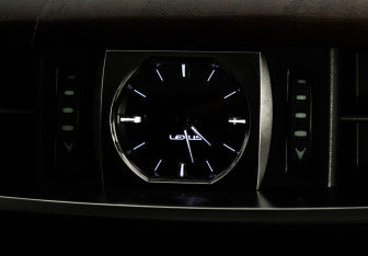 Подержанный автомобиль Mitsubishi Montero Sport 2022 года (19 фото)