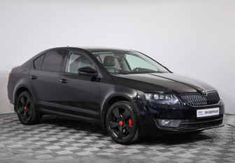 Подержанный автомобиль Skoda Octavia Liftback 2016 года (3 фото)