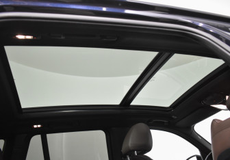 Подержанный автомобиль BMW X3 2021 года (16 фото)