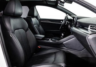 Подержанный автомобиль Kia K5 2020 года (29 фото)