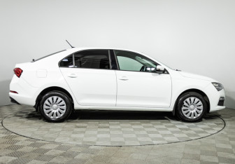Подержанный автомобиль Skoda Rapid Liftback 2020 года (4 фото)