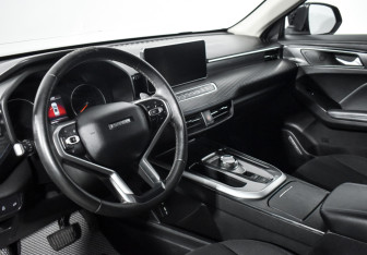 Подержанный автомобиль Haval Jolion 2024 года (9 фото)