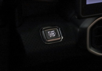 Подержанный автомобиль Jetour T2 2024 года (25 фото)