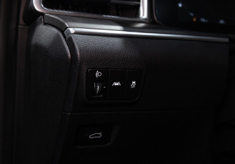 Подержанный автомобиль Kia K5 2023 года (21 фото)