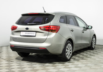 Подержанный автомобиль Kia Ceed Wagon 2013 года (5 фото)