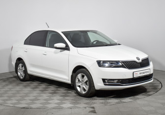 Подержанный автомобиль Skoda Rapid Liftback 2019 года (3 фото)