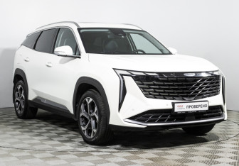 Подержанный автомобиль Geely Atlas 2023 года (3 фото)